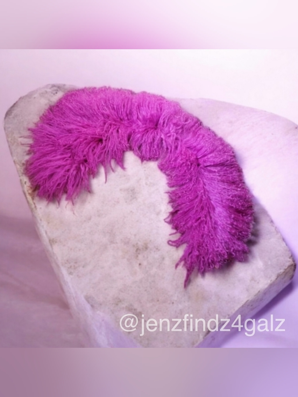 Versus Versace Vibrant Hot Pink Mongolian Lamb Fur Detachable Collar Rare Sample